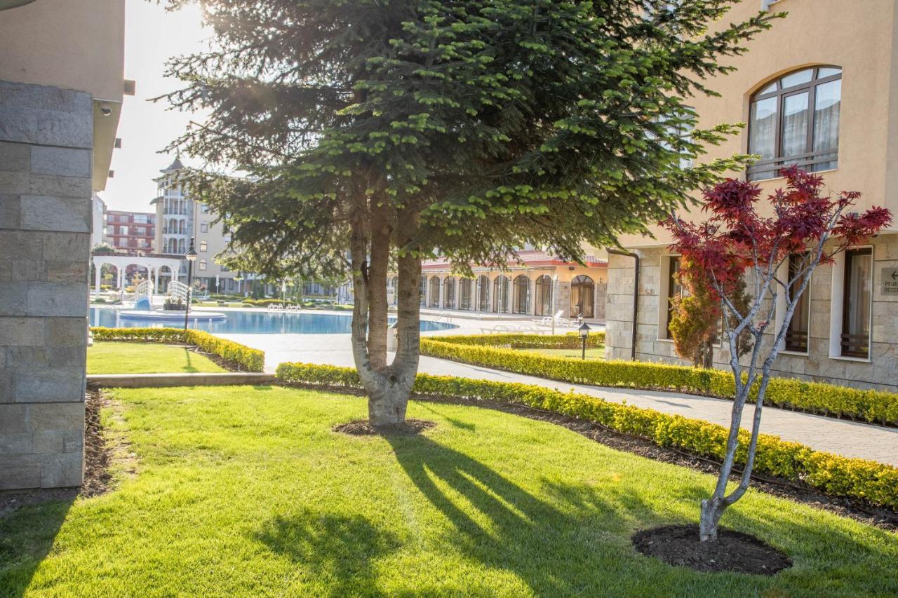Sunny Apartment In A Complex With A Pool And Gym By Flаt Manаger Pantai Sunny Bagian luar foto