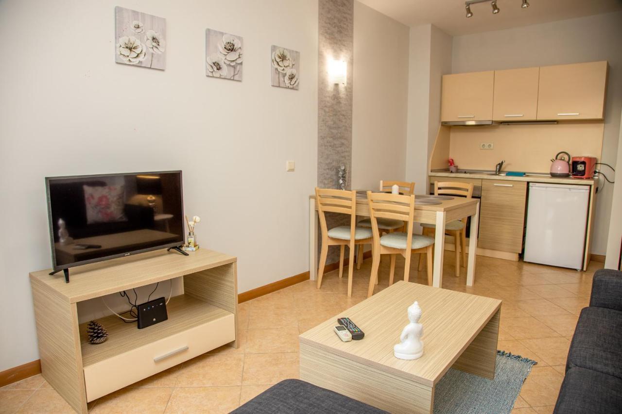 Sunny Apartment In A Complex With A Pool And Gym By Flаt Manаger Pantai Sunny Bagian luar foto