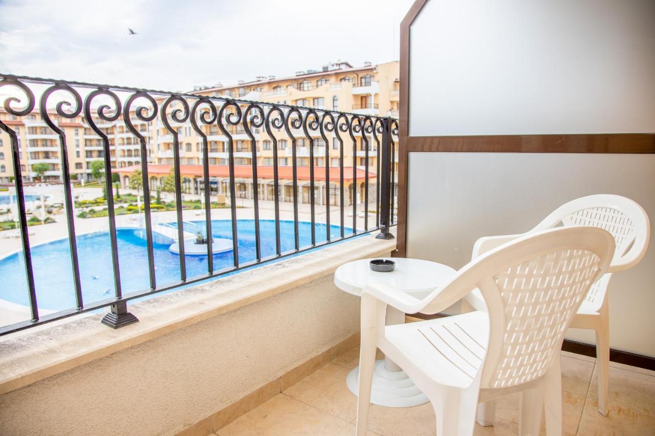Sunny Apartment In A Complex With A Pool And Gym By Flаt Manаger Pantai Sunny Bagian luar foto